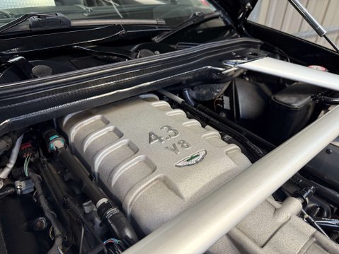 Aston Martin Vantage 4.3 Vantage V8 Auto 2dr ROADSTER 48