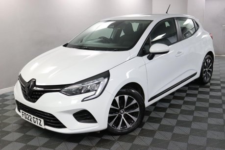 Renault Clio ICONIC EDITION TCE 20
