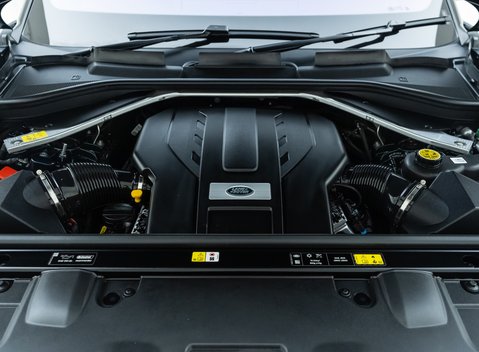 Land Rover Range Rover P530 SV 46