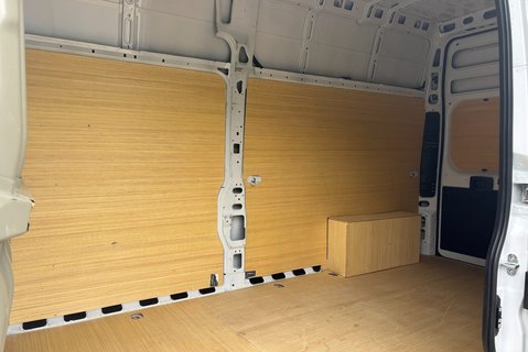 Citroen Relay 35 L3H3 140 ps Enterprise Panel Van 10