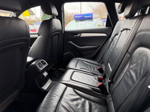 Audi Q5 2.0 TDI S line S Tronic quattro Euro 5 (s/s) 5dr 23