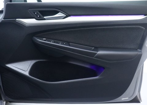 Volkswagen Golf 1.0 eTSI MHEV Life Hatchback 5dr Petrol Hybrid DSG Euro 6 (s/s) (110 ps) 45