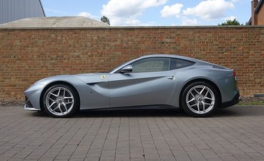 Ferrari F12 Berlinetta 7