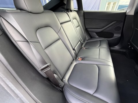 Tesla Model Y (Dual Motor) Long Range SUV 5dr Electric Auto 4WDE (384 bhp) 26