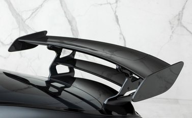 Mercedes-Benz Amg GT GT Black Series 29