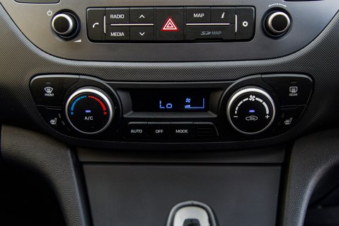 Hyundai i10 PREMIUM SE 26