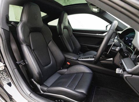 Porsche 911 Carrera S (992) 10