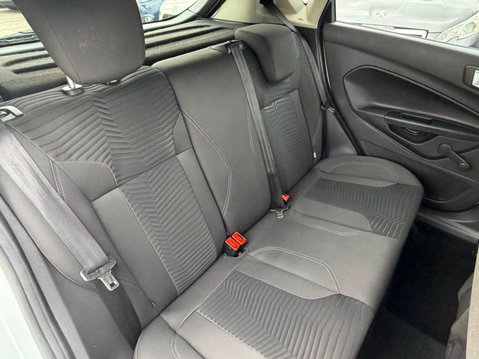 Ford Fiesta 1.0T EcoBoost Titanium Euro 5 (s/s) 5dr 19