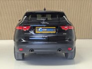 Jaguar F-Pace 2.0 F-PACE Portfolio AWD Auto 4WD 5dr 19
