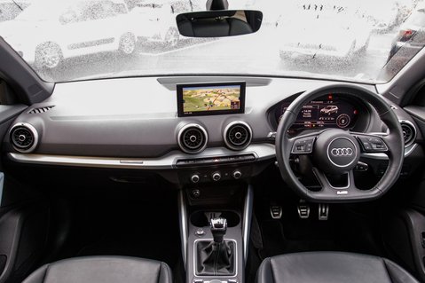 Audi Q2 TFSI BLACK EDITION 3