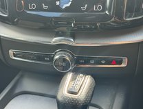 Volvo XC60 (Sold) 2.0 D4 R-Design SUV 5dr Diesel Auto AWD Euro 6 (s/s) (190 ps) 21