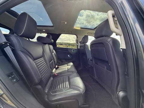 Land Rover Discovery TD6 HSE 26