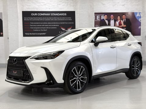 Lexus NX 450H PLUS TAKUMI Pan Roof + Mark Levinson Sound 11