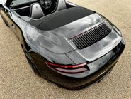 Porsche 911 CARRERA GTS PDK 28
