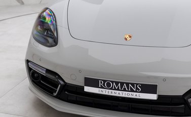 Porsche Panamera Turbo S E-Hybrid Sport Turismo 28