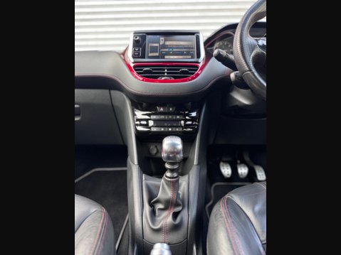 Peugeot 208 1.6 THP GTi Hatchback 3dr Petrol Manual Euro 5 (200 ps) 36