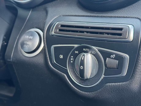 Mercedes-Benz GLC 2.1 GLC 220 D 4Matic AMG Line Auto 4WD 5dr 43