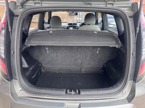 Kia Soul CONNECT PLUS 10