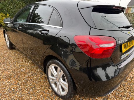 Mercedes-Benz A Class 2.1 A200d Sport (Premium) 7G-DCT Euro 6 (s/s) 5dr 10