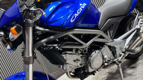 Cagiva Raptor 2007 ONLY 15K MOT SEPTEMBER 2027 LIGHTWEIGHT NAKED 650CC 17