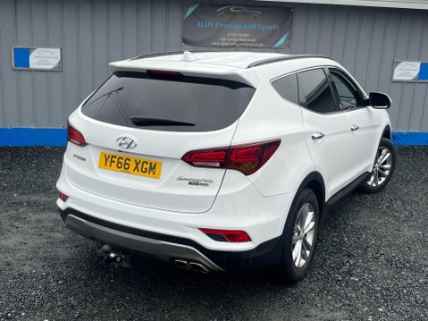 Hyundai SANTA FE 2.2 CRDi Blue Drive Premium 4WD Euro 6 (s/s) 5dr 49