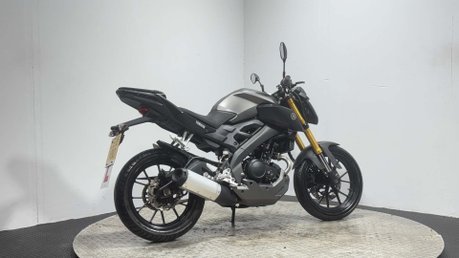 Yamaha MT-125 2016 23K CLEAN 125CC LEARNER BIKE 1 OWNER NEW MOT RIDES WELL 2