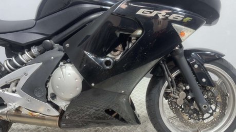 Kawasaki Er ER6 2007 ONLY 12K PROJECT BIKE SPARES OR REPAIR 650CC A2 29