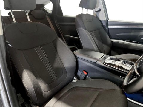 Hyundai TUCSON 1.6 T-GDi 13.8kWh Premium SUV 5dr Petrol Plug-in Hybrid Auto 4WD Euro 6 (s/ 11