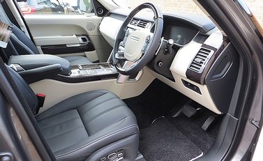 Land Rover Range Rover 4.4 SDV8 Autobiography LWB 6