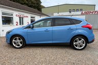 Ford Focus ZETEC.. 9 MAIN DEALER SERVICES.. £20 ROAD TAX.. 1 PREVIOUS KEEPER..STUNNING 9