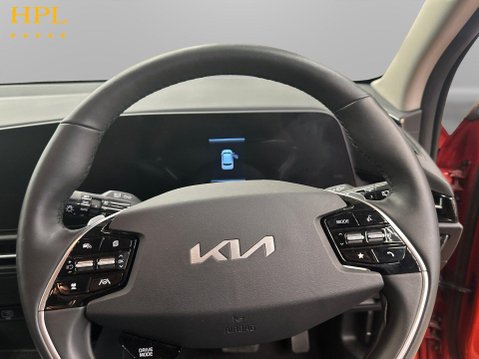 Kia Niro 1.6h GDi 3 SUV 5dr Petrol Hybrid DCT Euro 6 (s/s) (139 bhp) Alloys - Air Co 13