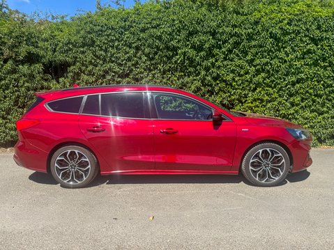 Ford Focus 1.0T EcoBoost ST-Line X Estate 5dr Petrol Manual Euro 6 (s/s) (125 ps) 35