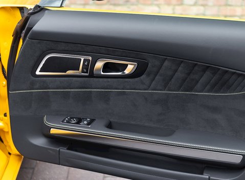 Mercedes-Benz Amg GT GT S 19