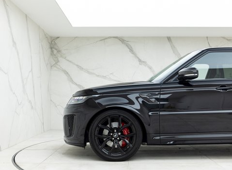 Land Rover Range Rover Sport 5.0 SVR Carbon Edition 34