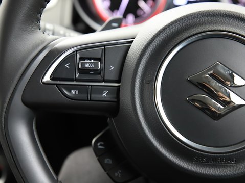 Suzuki Swift 1.2 Dualjet 83 12V Hybrid SZ5 5dr Auto 17