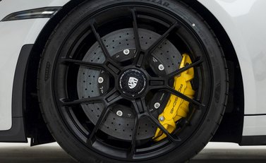 Porsche 911 (992) GT3 Touring 8