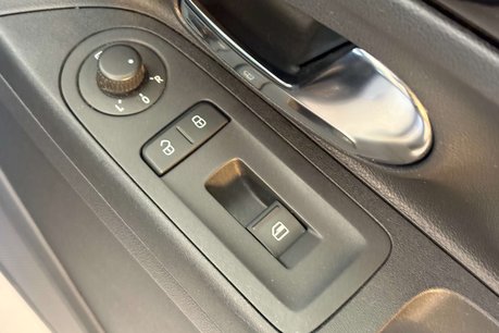 Volkswagen Up 1.0 High up! Hatchback 5dr Petrol ASG Euro 5 (75 ps) 59