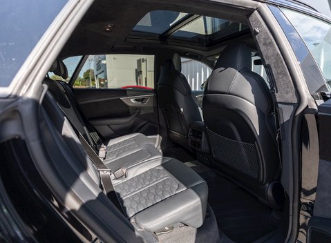 Audi RS Q8 Vorsprung 16