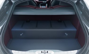 Ferrari GTC4 Lusso V12 TAILOR MADE 60