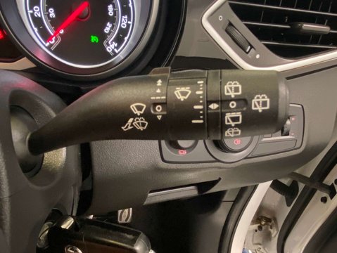 MG GS 1.5 GS Exclusive Semi-Auto 5dr 17