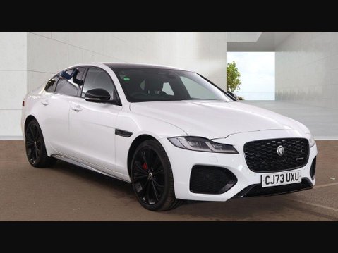 Jaguar XF R-DYNAMIC S 2