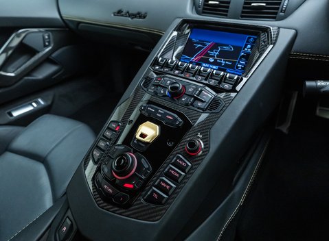 Lamborghini Aventador S LP 740-4 18