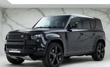 Land Rover Defender 110 V8 1