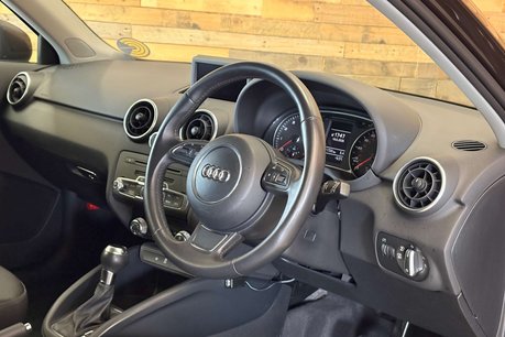 Audi A1 1.4 TFSI Sport Hatchback 3dr Petrol S Tronic Euro 5 (s/s) (122 ps) 8