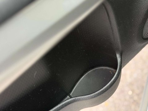 Nissan X-Trail 2.0 dCi Tekna Auto 4WD Euro 5 5dr (AVM) 74