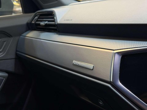 Audi Q3 2.0 TDI 35 S line SUV 5dr Diesel S Tronic Euro 6 (s/s) (150 ps) 36