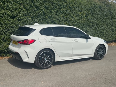 BMW 1 Series 1.5 118i M Sport (LCP) Hatchback 5dr Petrol DCT Euro 6 (s/s) (136 ps) 28