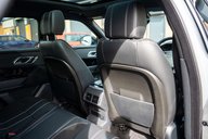 Land Rover Range Rover Velar 3.0 Range Rover Velar R-Dynamic S D300 Auto 4WD 5dr 42