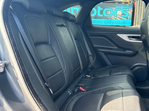 Jaguar F-Pace 2.0 D240 R-Sport SUV 5dr Diesel Auto AWD Euro 6 (s/s) (240 ps) 27