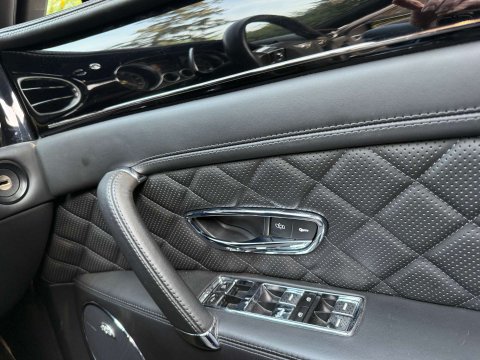 Bentley Flying Spur 4.0 Flying Spur V8 Mulliner Auto 4WD 4dr 36